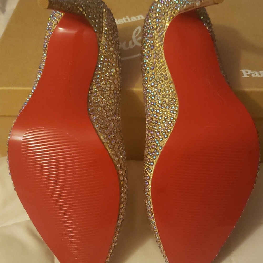 Shoes - Picture 2 of 3
